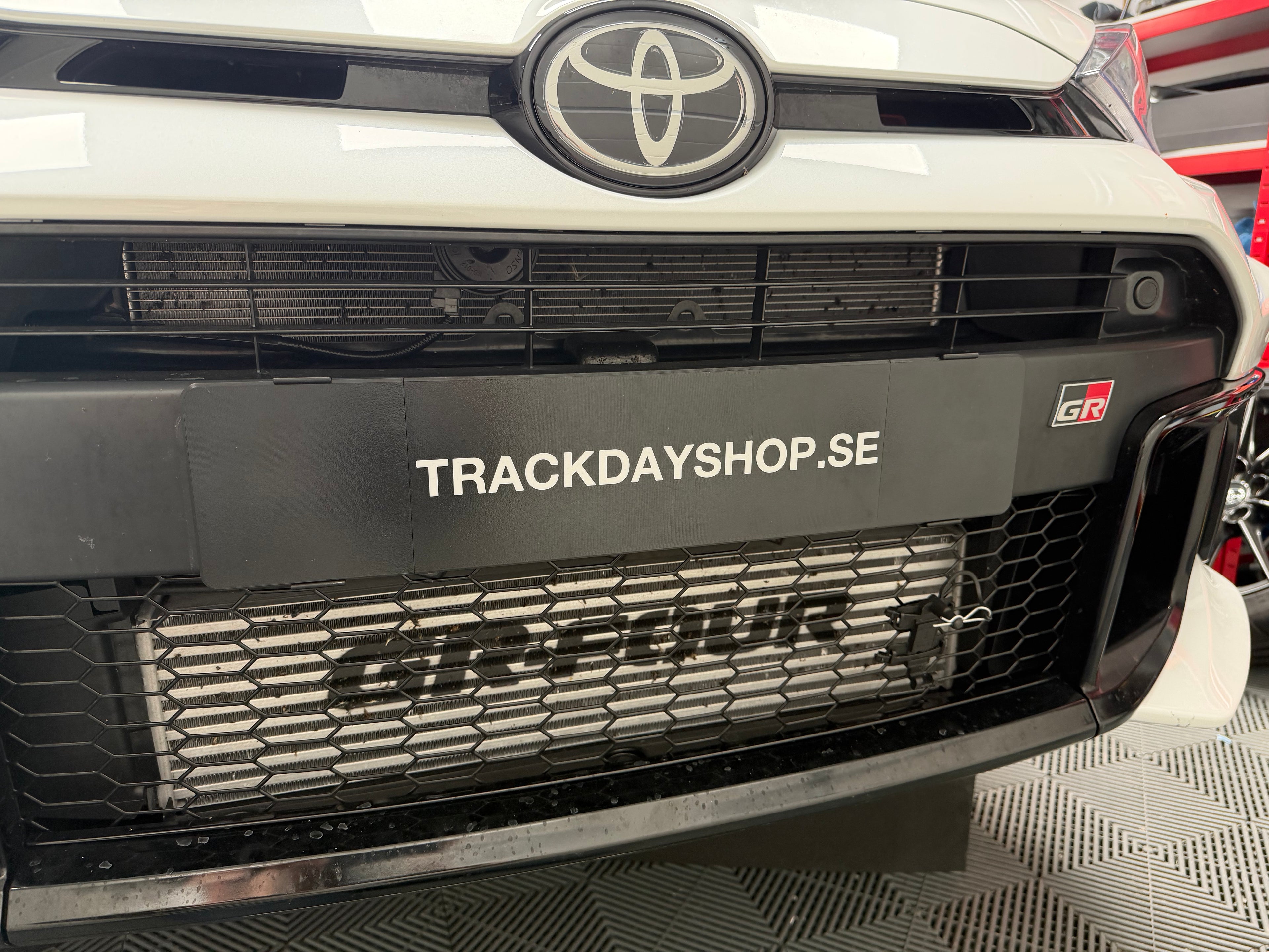 Magnetic License Plate Holder for GR Yaris GEN 2 (EU plate)